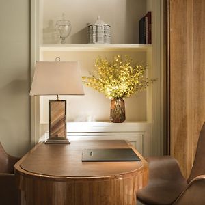 City-View Premier Room Queen